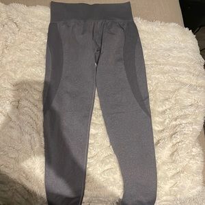 NWOT NVGTN CONTOUR SEAMLESS LEGGINGS